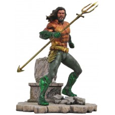 Figura diamond collection dc comics aquaman