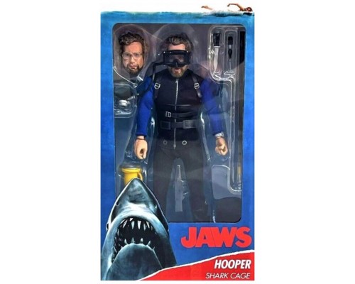 Figura neca tiburon jaws scale clothed