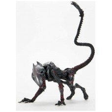 Figura neca night cougar alien scale